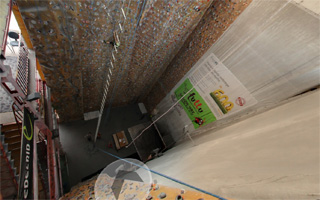 Wirtualny spacer — Elewator